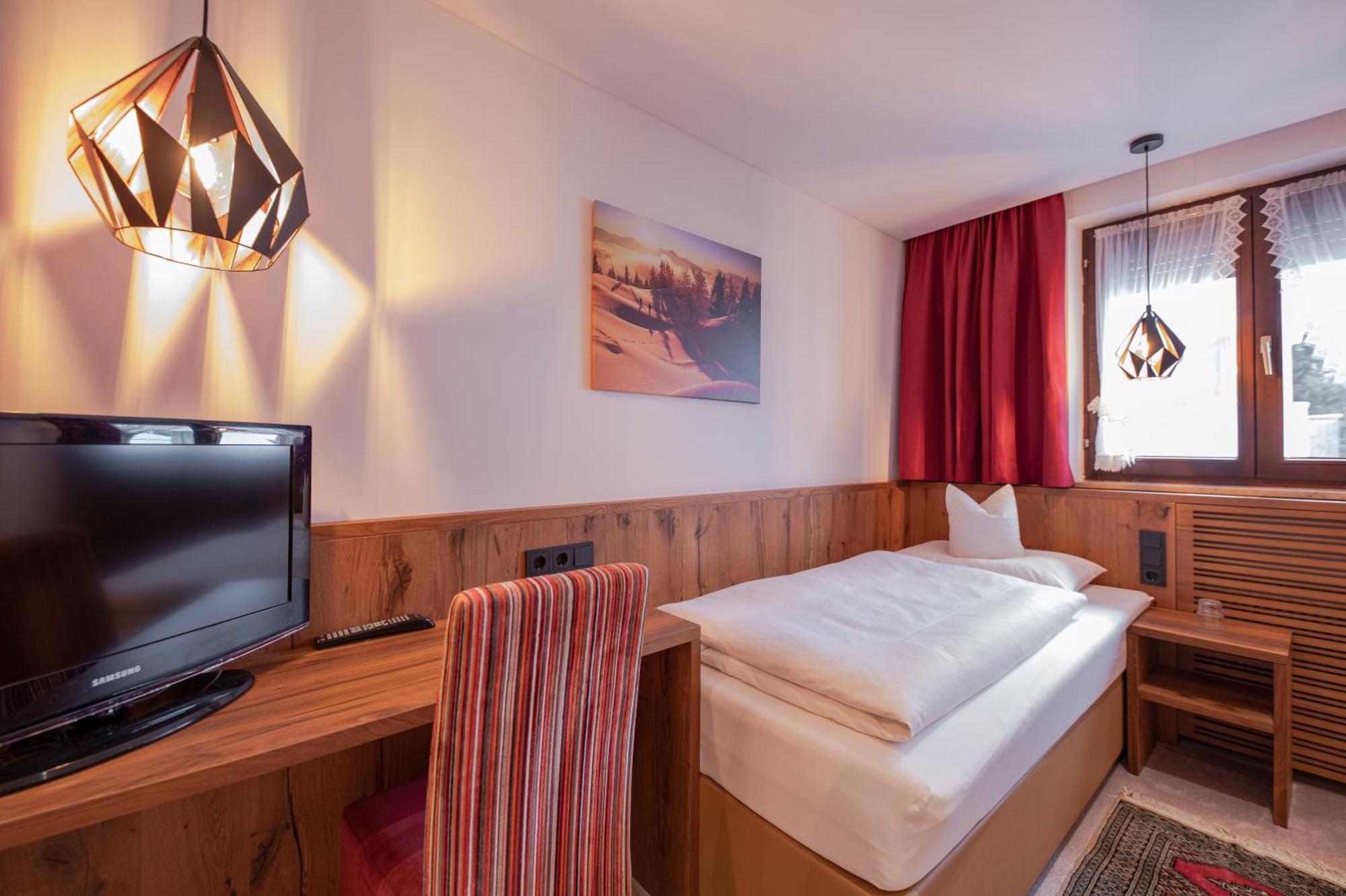 Das Elisabeth Sankt Anton am Arlberg Ngoại thất bức ảnh